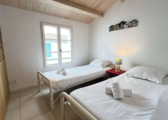 Charmante Et Récente à Proximité Du Centre Village *